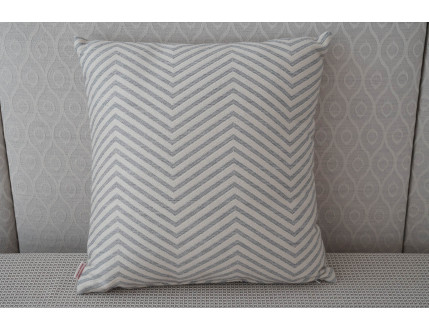 Federa cuscino a strisce zig-zag crema-grigio